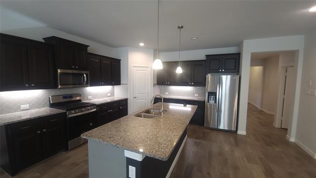 Building Photo - 1112 Larkspur Ln