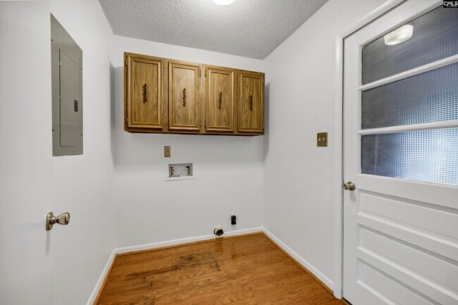 Building Photo - 101 Stuart Ln