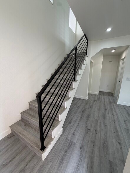 Building Photo - 3685 44th St