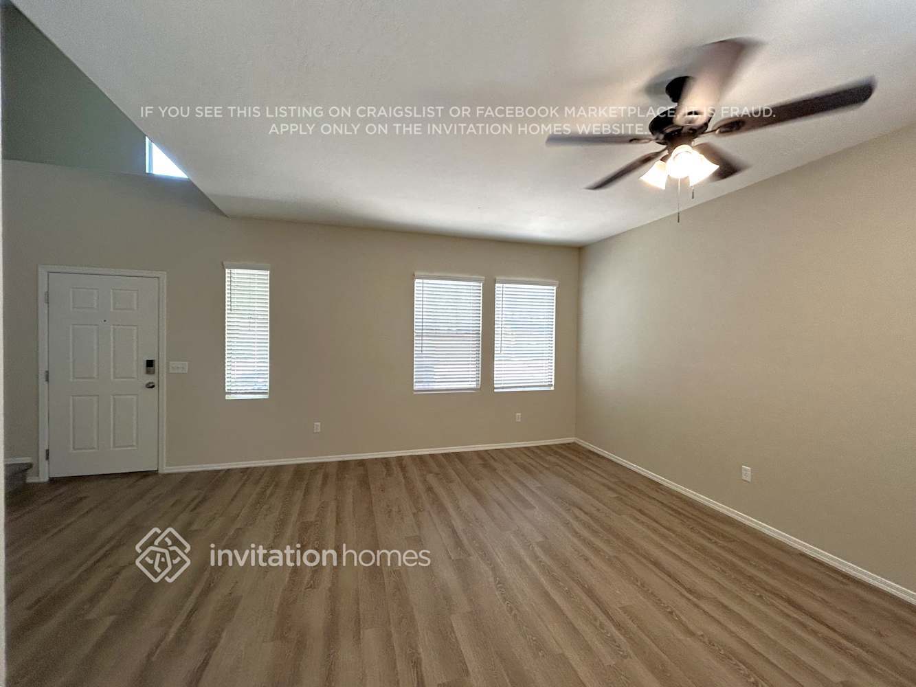 Building Photo - 7421 S 40th Ln