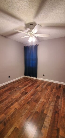 Building Photo - 1508 Woodfield St
