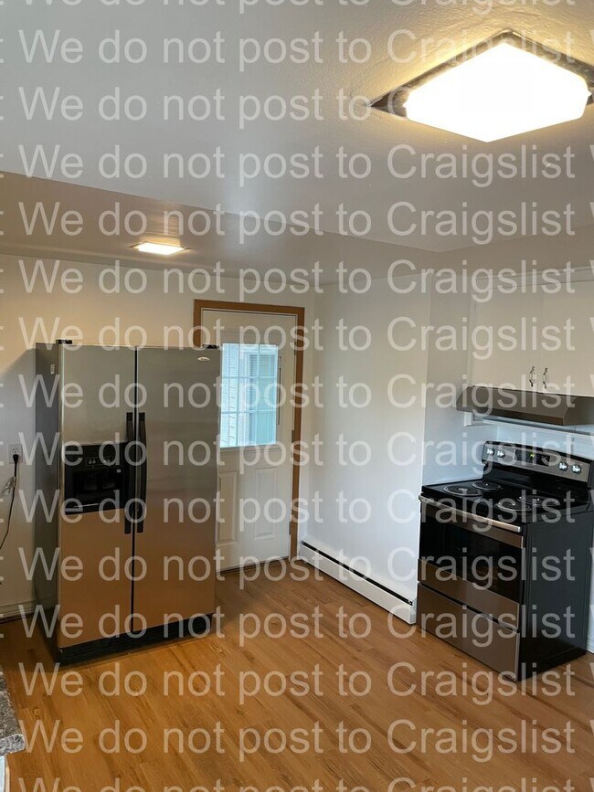 Building Photo - Olympic Hills 4bedroom / 1.5 bath home wit...