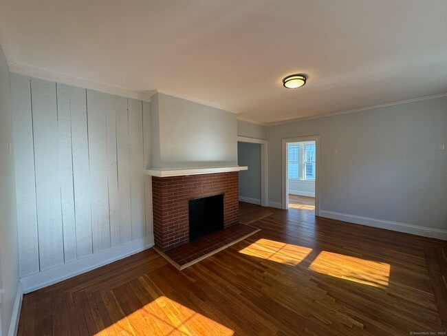 Building Photo - 1253 Forest Rd
