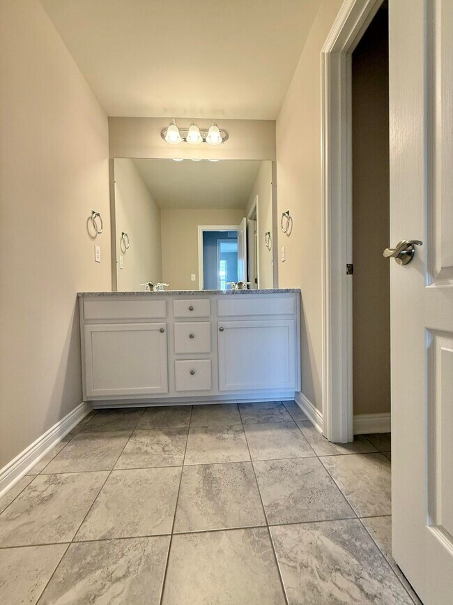 Building Photo - 2854 Prairie View Rd