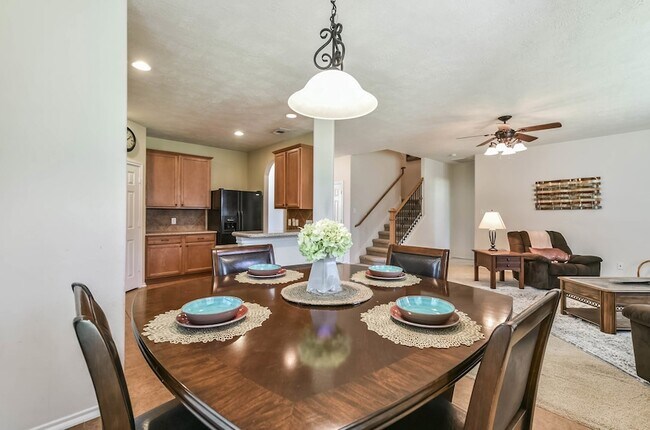 Building Photo - 14 Harbinger Ct