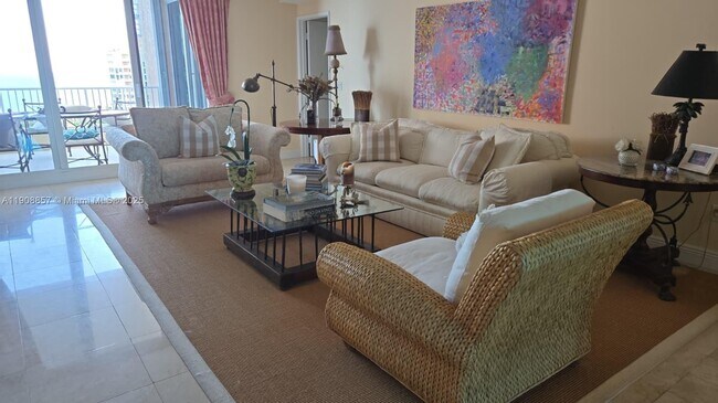 Building Photo - 781 Crandon Blvd