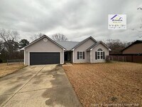 Building Photo - 133 Chapel Hill Dr