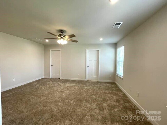 Building Photo - 10476 Dalton Woods Ct NW