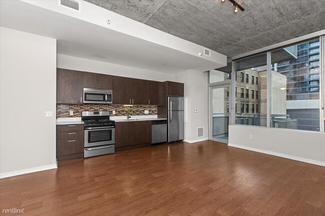 Primary Photo - 2 br, 2 bath Condo - 1345 S Wabash Ave