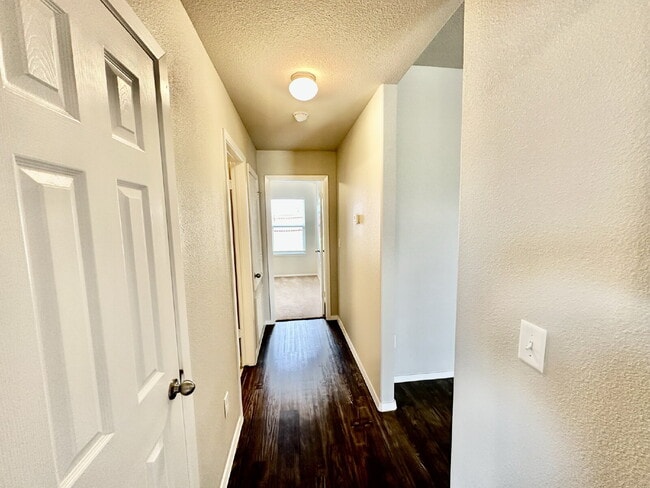 Building Photo - 1600 Scotland Dr