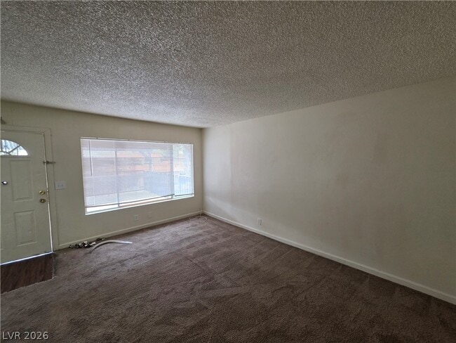 Building Photo - 6681 Bubbling Brook Dr