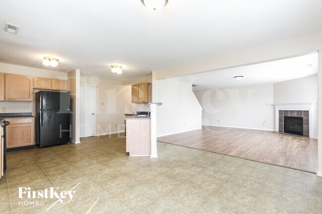 Building Photo - 11511 Presidio Dr