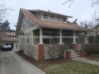 Building Photo - Craftsman Style, Modern Amenities Steps fr...