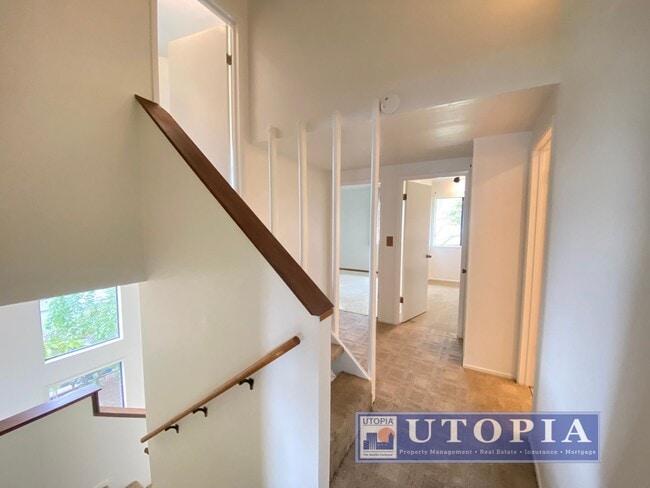 Building Photo - Charming 3 bed, 1.5 bath home in Live Oak, close to the beach and local markets