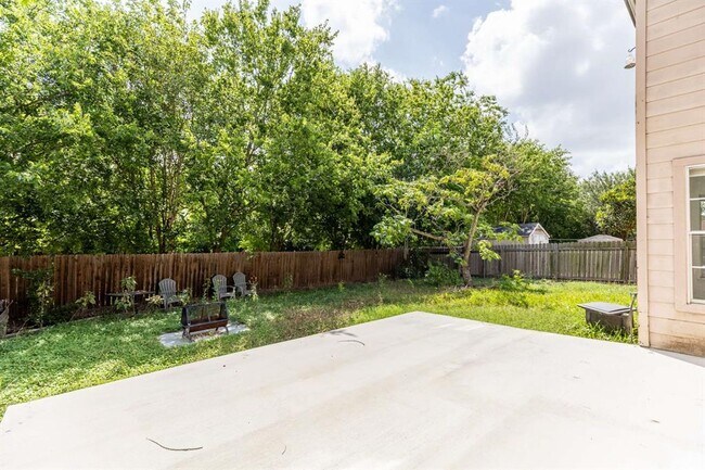 Building Photo - 491 Emerald Fields Ln