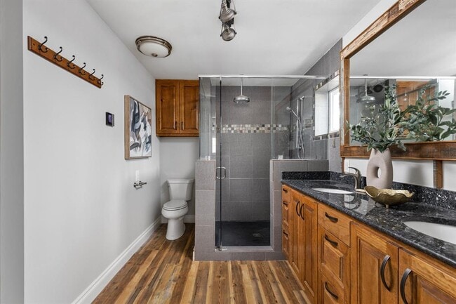 Building Photo - 2710 Thrushwood Dr
