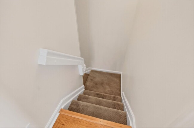 Building Photo - 4582 Danson Way