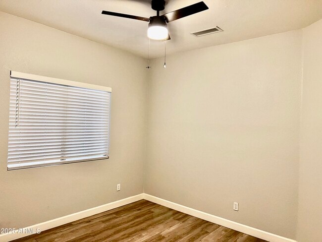 Building Photo - 3438 E Rockwood Dr