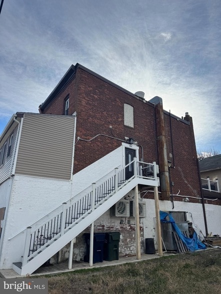 Building Photo - 400 N Massachusetts Ave