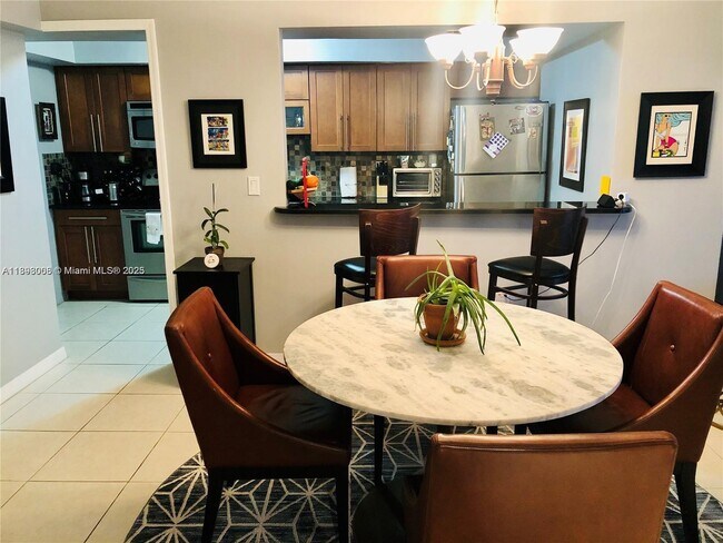 Building Photo - 18071 Biscayne Blvd