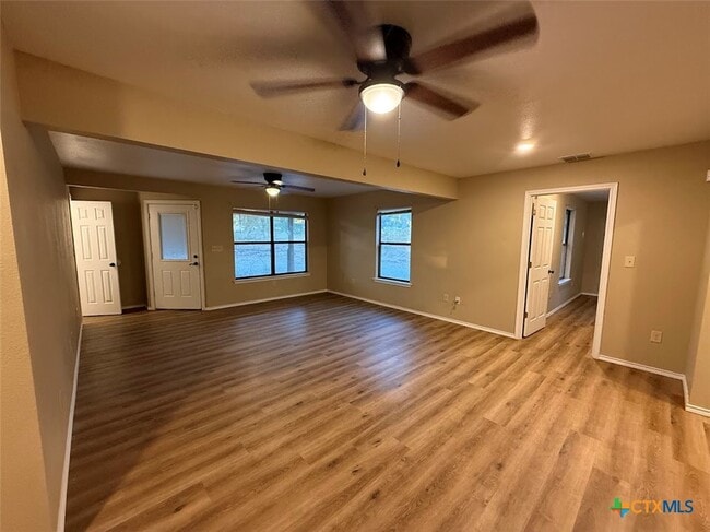 Building Photo - 2100 Farm To Market Rd 2722