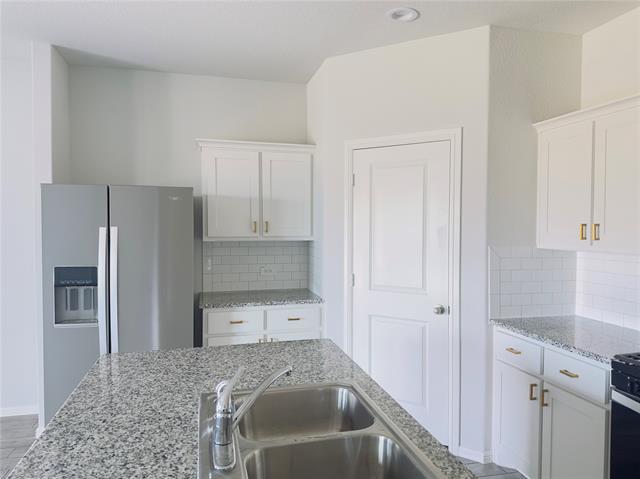 Building Photo - 8460 Big Apple Dr