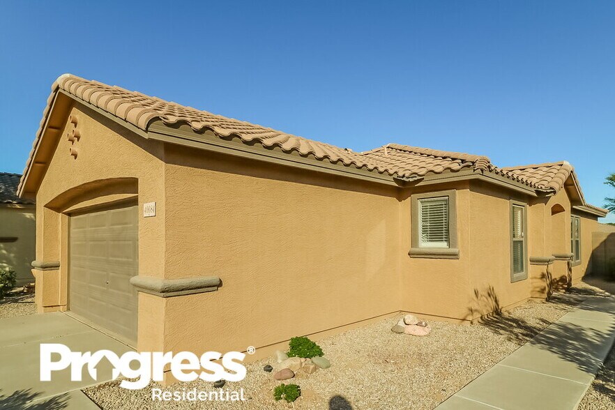 Building Photo - 40084 W Catherine Dr