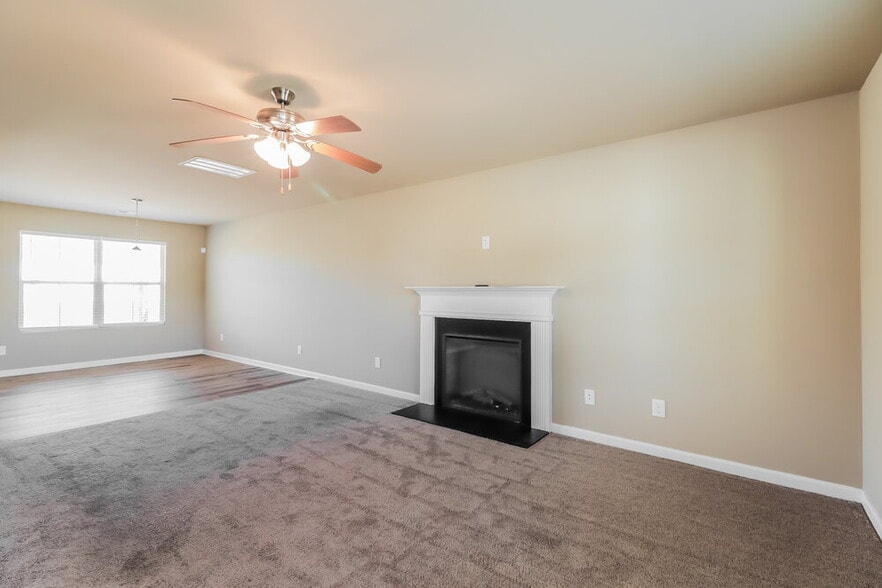 Building Photo - 115 Quarry Cir