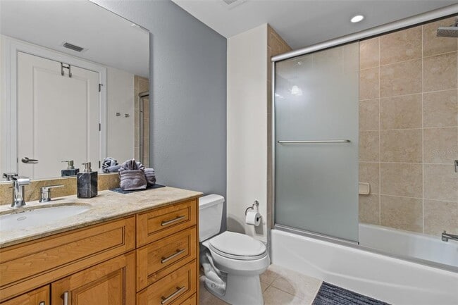 Building Photo - 331 Cleveland St