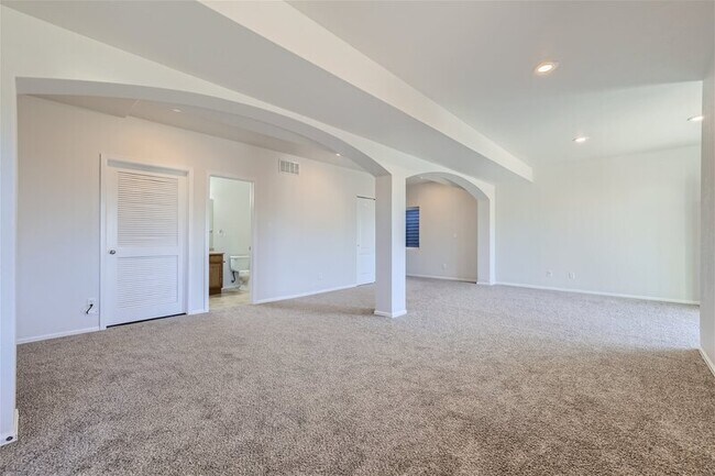 Building Photo - 7767 Orange Sunset Dr
