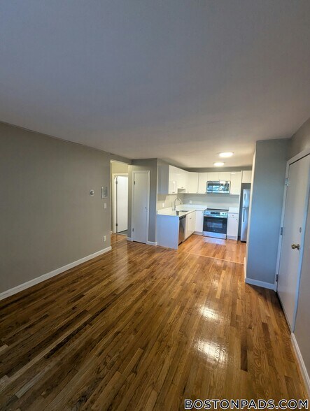 Building Photo - 226 Parker Hill Ave