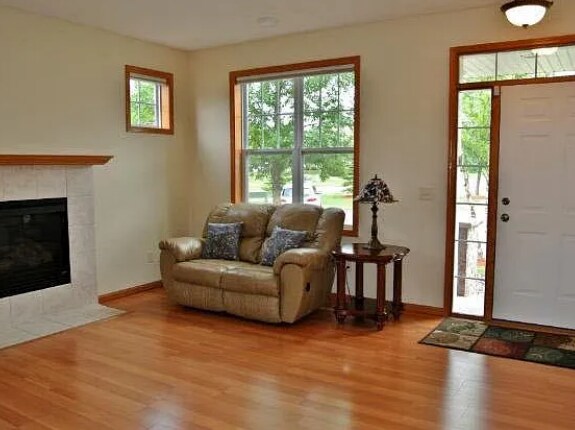 Building Photo - 1554 Independence Dr