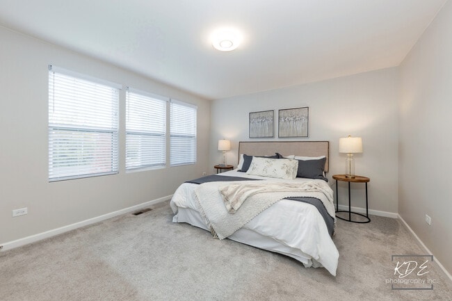 Building Photo - 2110 Weatherbee Ln