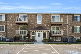 Building Photo - 1003 Nanroc Dr