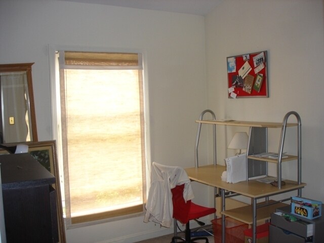 Building Photo - 1211 S Linwood Ave