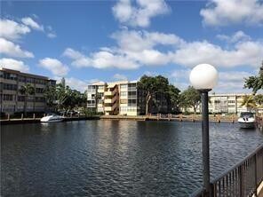 Building Photo - 2761 Taft St