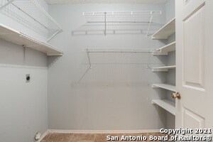 Building Photo - 9538 Campton Farms
