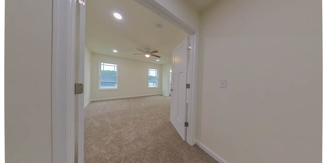 Building Photo - 54 Pilgrim Ct