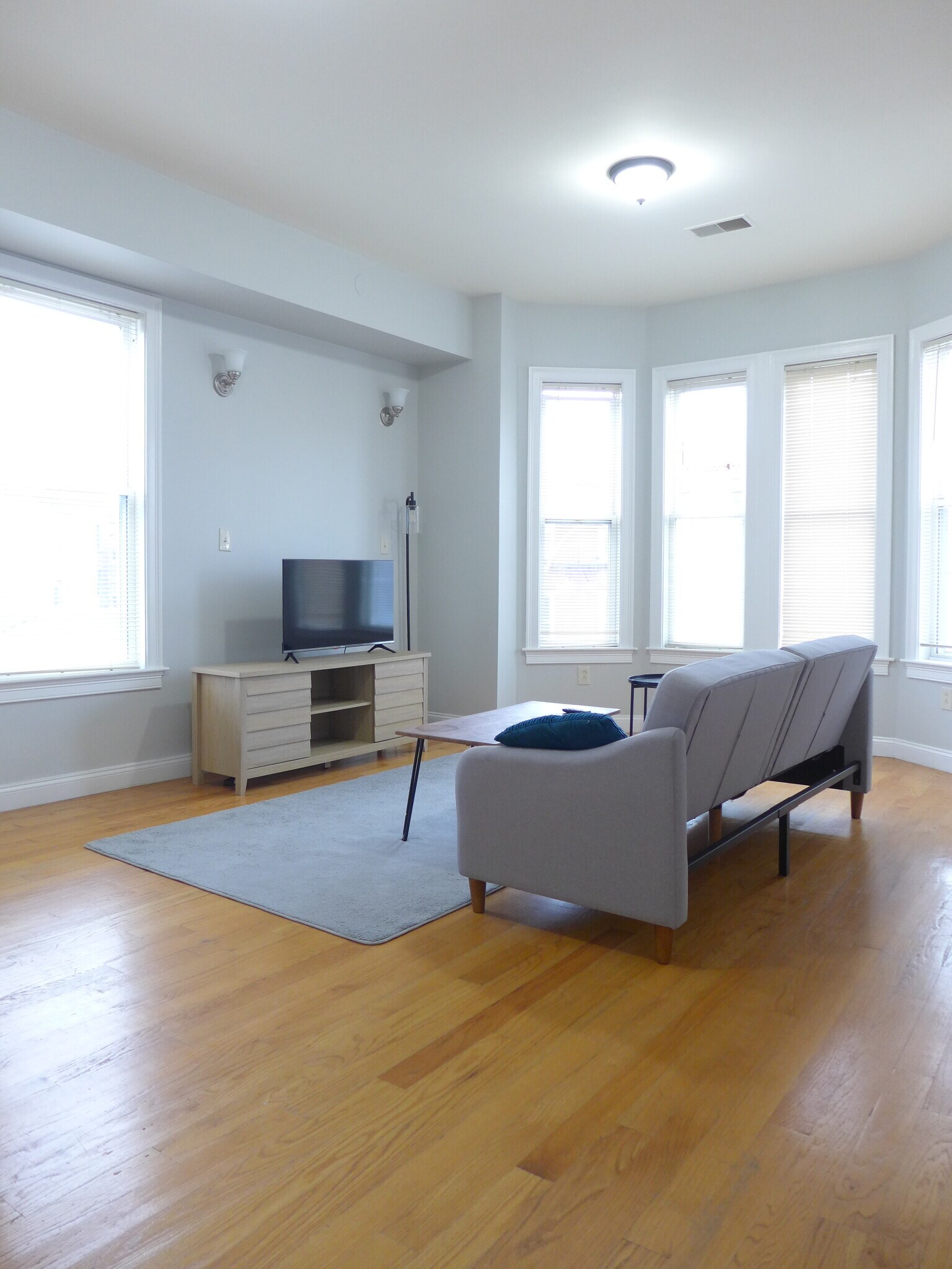 Building Photo - 50 Dudley St