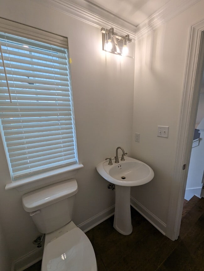 Building Photo - 353 Commonwealth Blvd