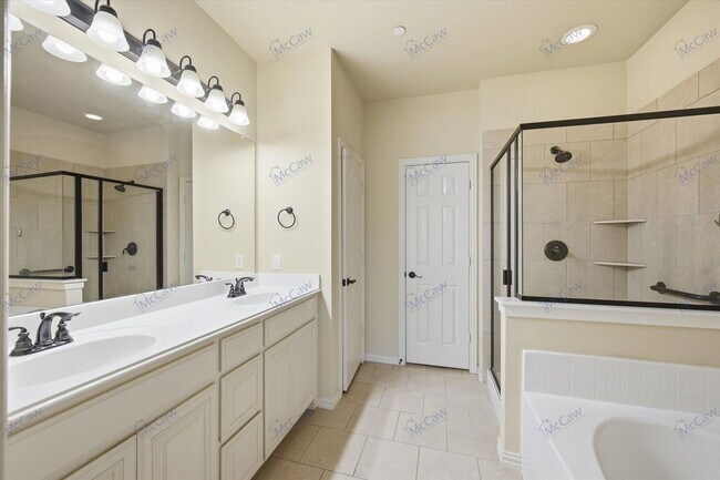 Building Photo - 5629 Hummingbird Ln