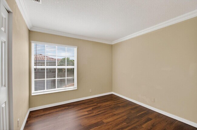 Building Photo - 1756 Pierside Cir