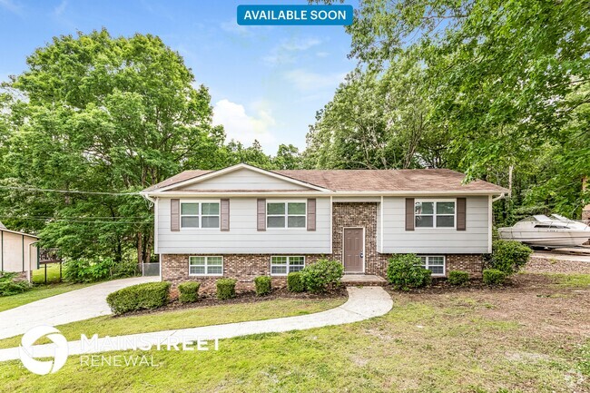 Building Photo - 245 Foxglen Rd