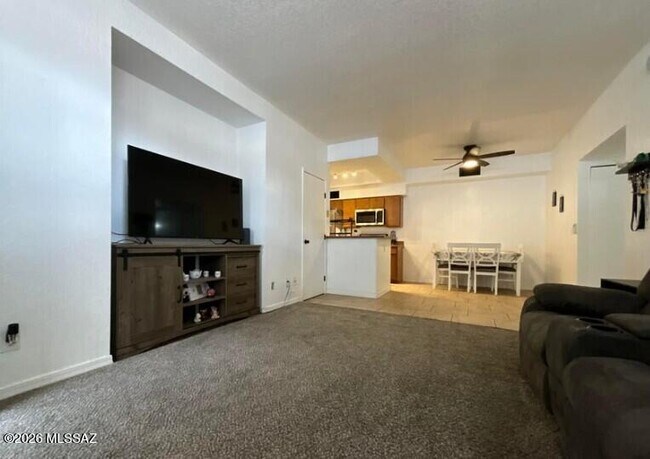 Building Photo - 7924 E Colette Cir