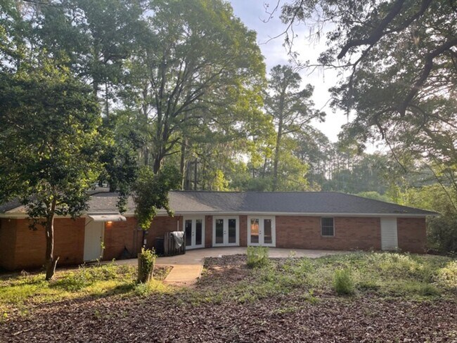 Building Photo - Beautiful single-family home on Ox Bottom ...