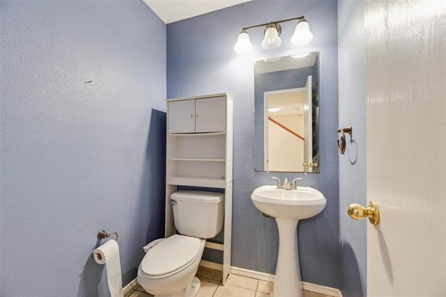 Building Photo - 6324 Baltic Ave