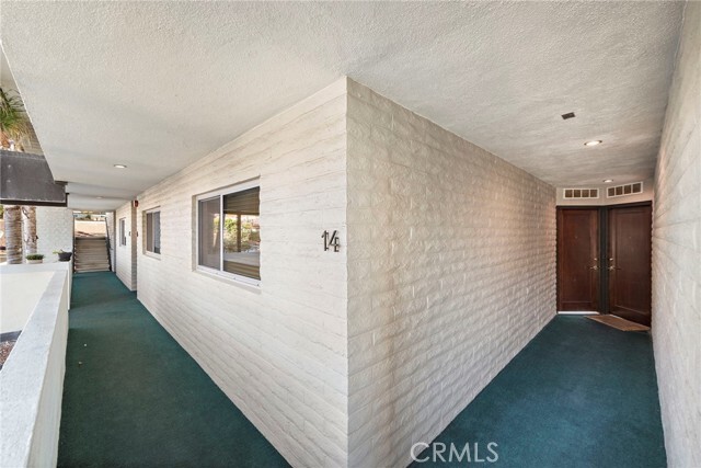Building Photo - 609 Sleepy Hollow Ln