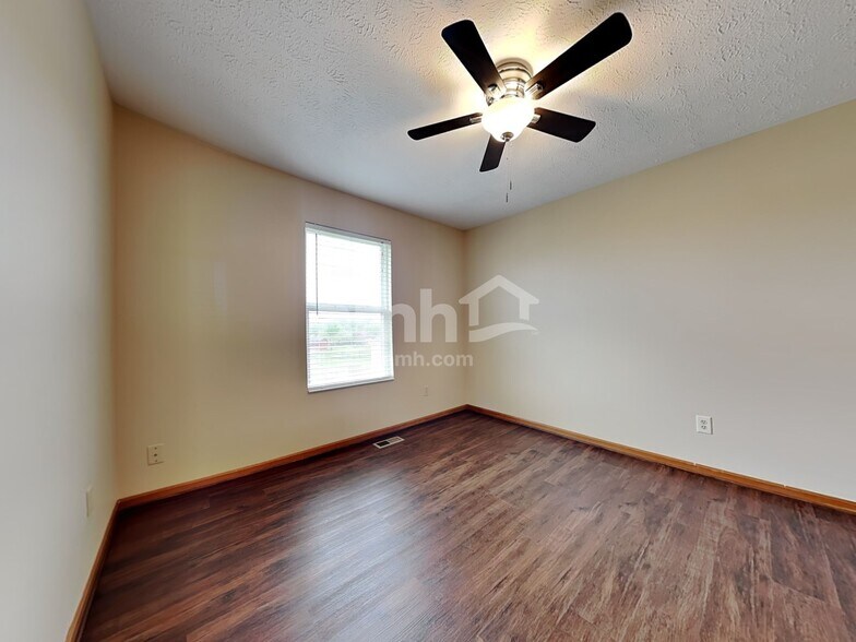 Building Photo - 6585 Taylor Trace Ln