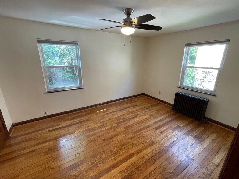 Building Photo - 2545 Williams Ave