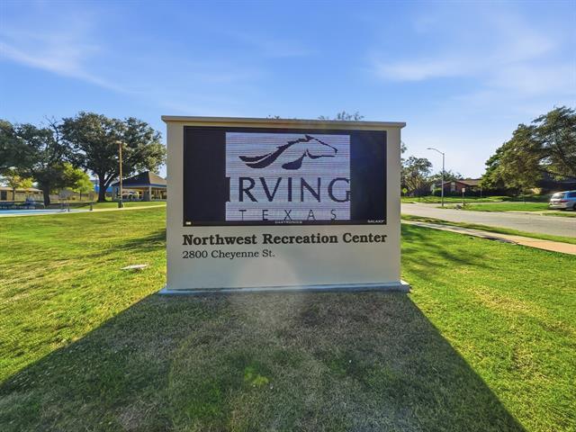 Building Photo - 3718 W Rochelle Rd